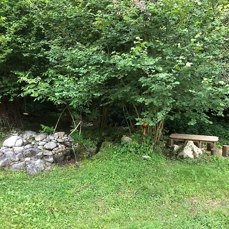 Idila Alojamento de Turismo Selvagem Crni Vrh